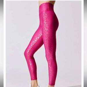 CARBON38 High Rise 7/8 Legging Leopard Takara Shine Magenta small